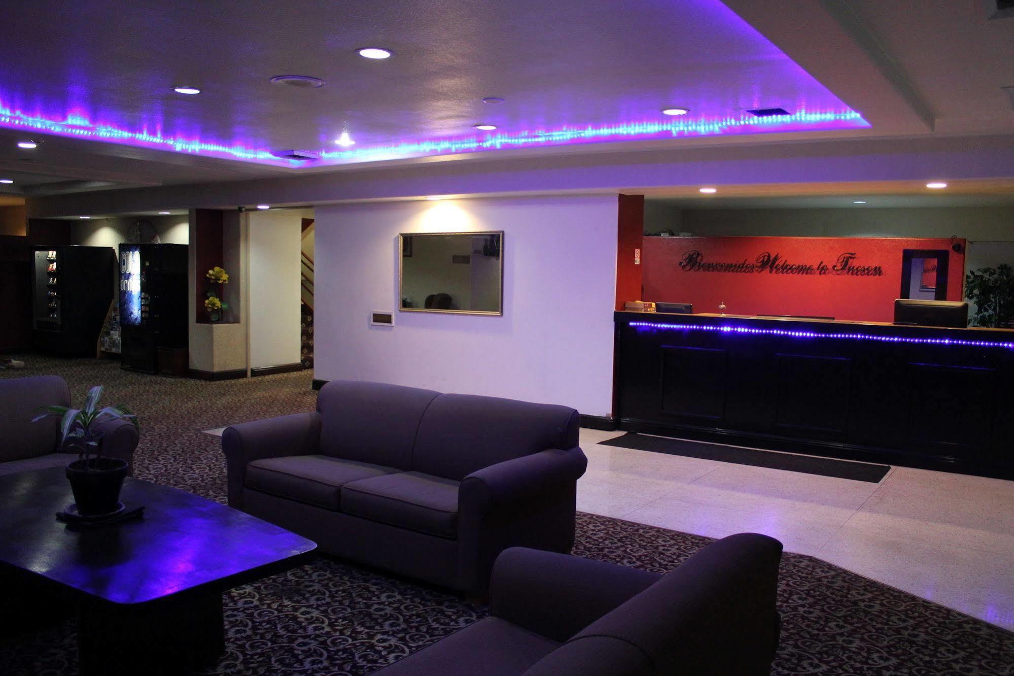Fortuna Inn And Suites ツーソン エクステリア 写真