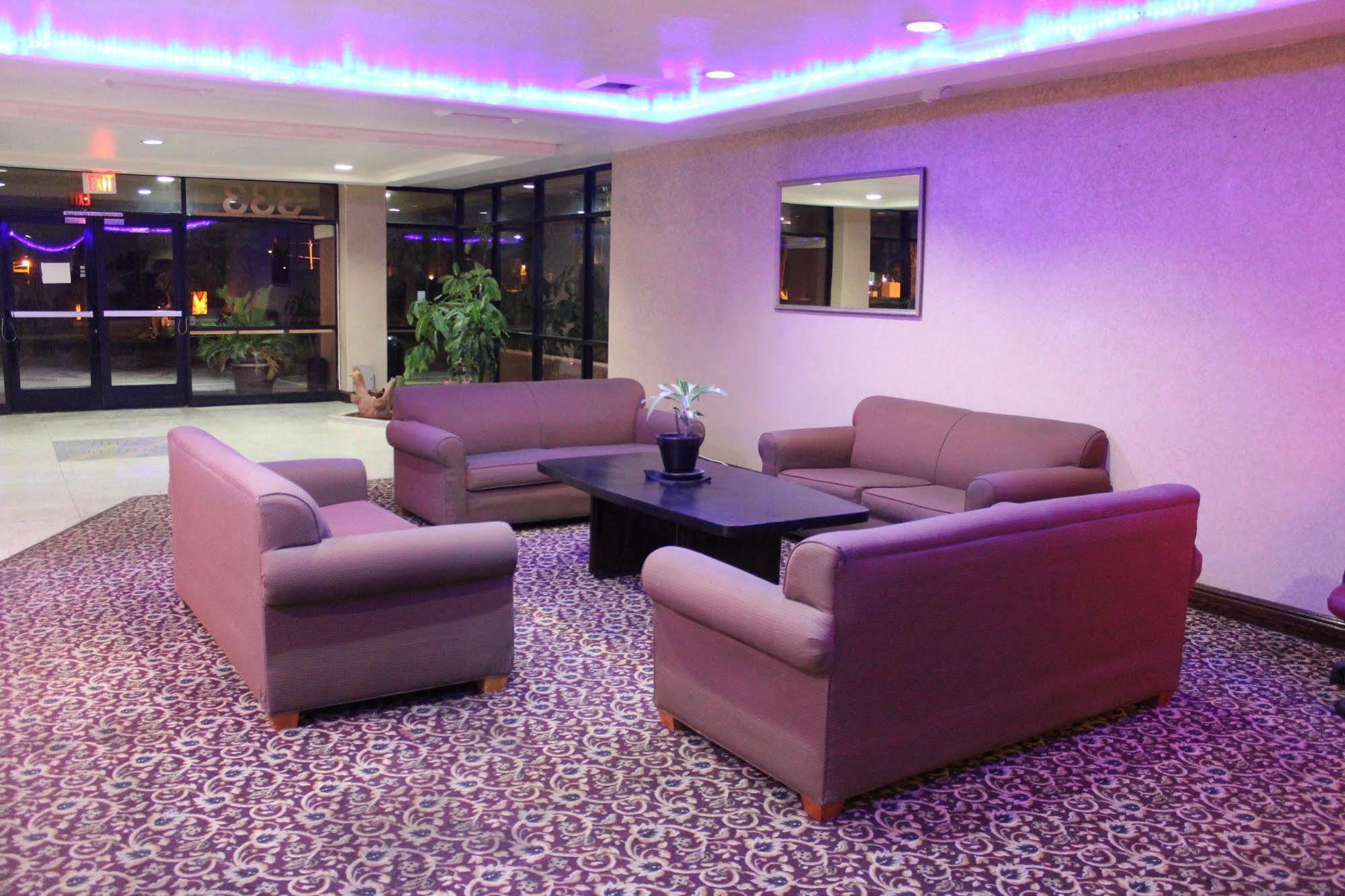 Fortuna Inn And Suites ツーソン エクステリア 写真