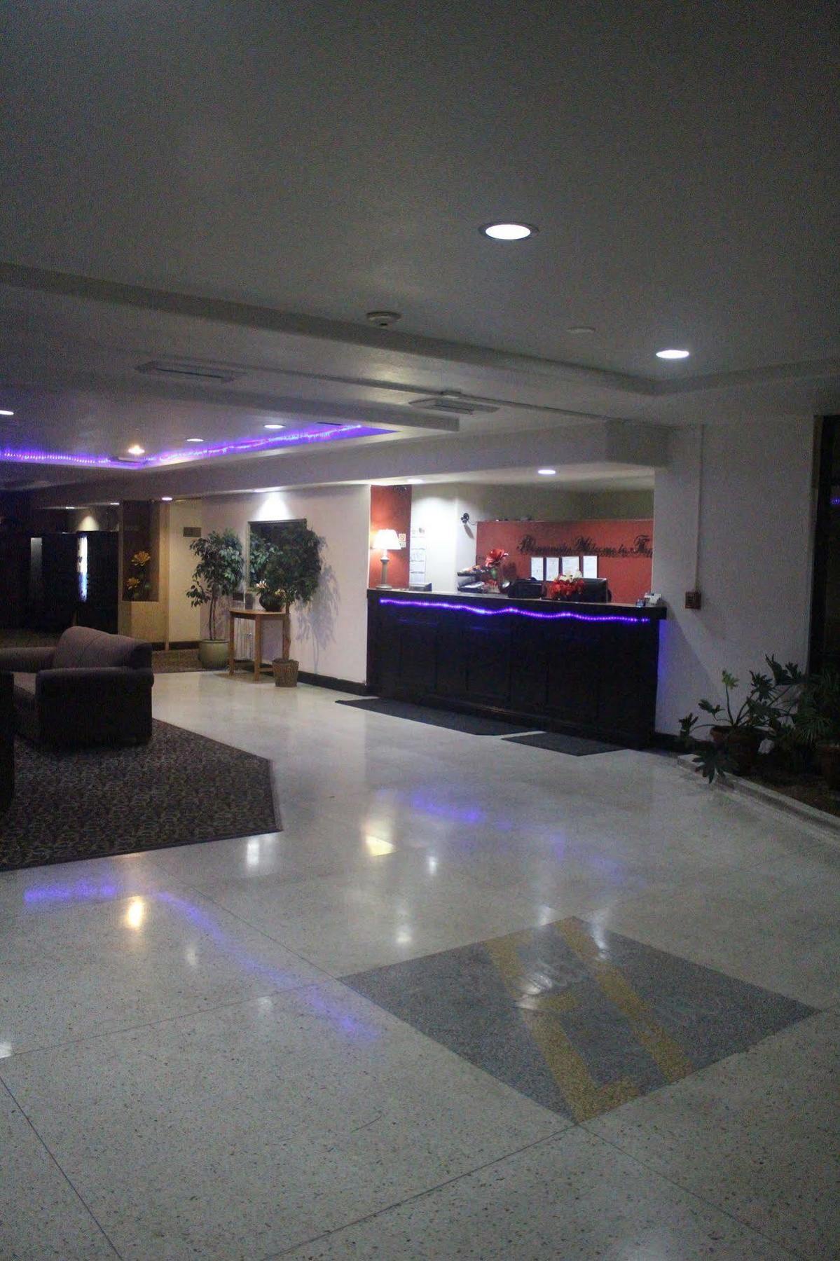Fortuna Inn And Suites ツーソン エクステリア 写真