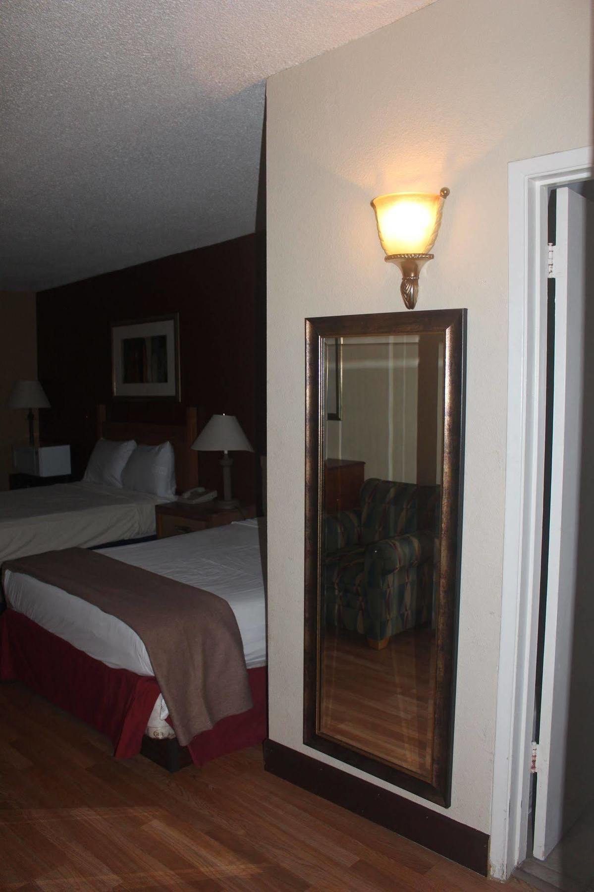 Fortuna Inn And Suites ツーソン エクステリア 写真